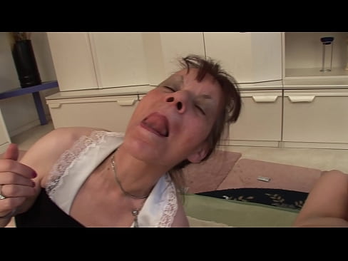 ❤️ Dve babici in en dedek imajo seks v troje ❤️ Porno na sl.libporno.ru ❌️